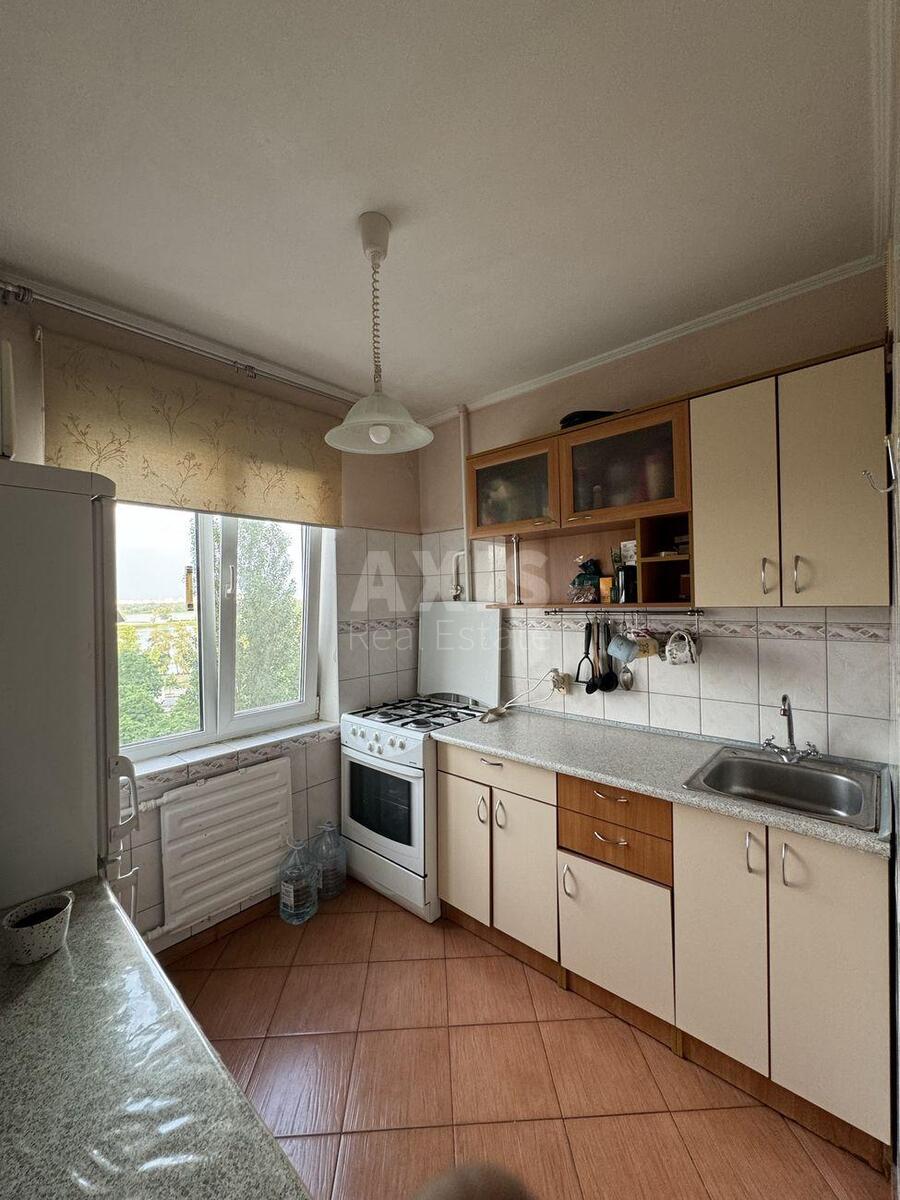 2k apartment vul. Malynovs'kogo Marshala 30