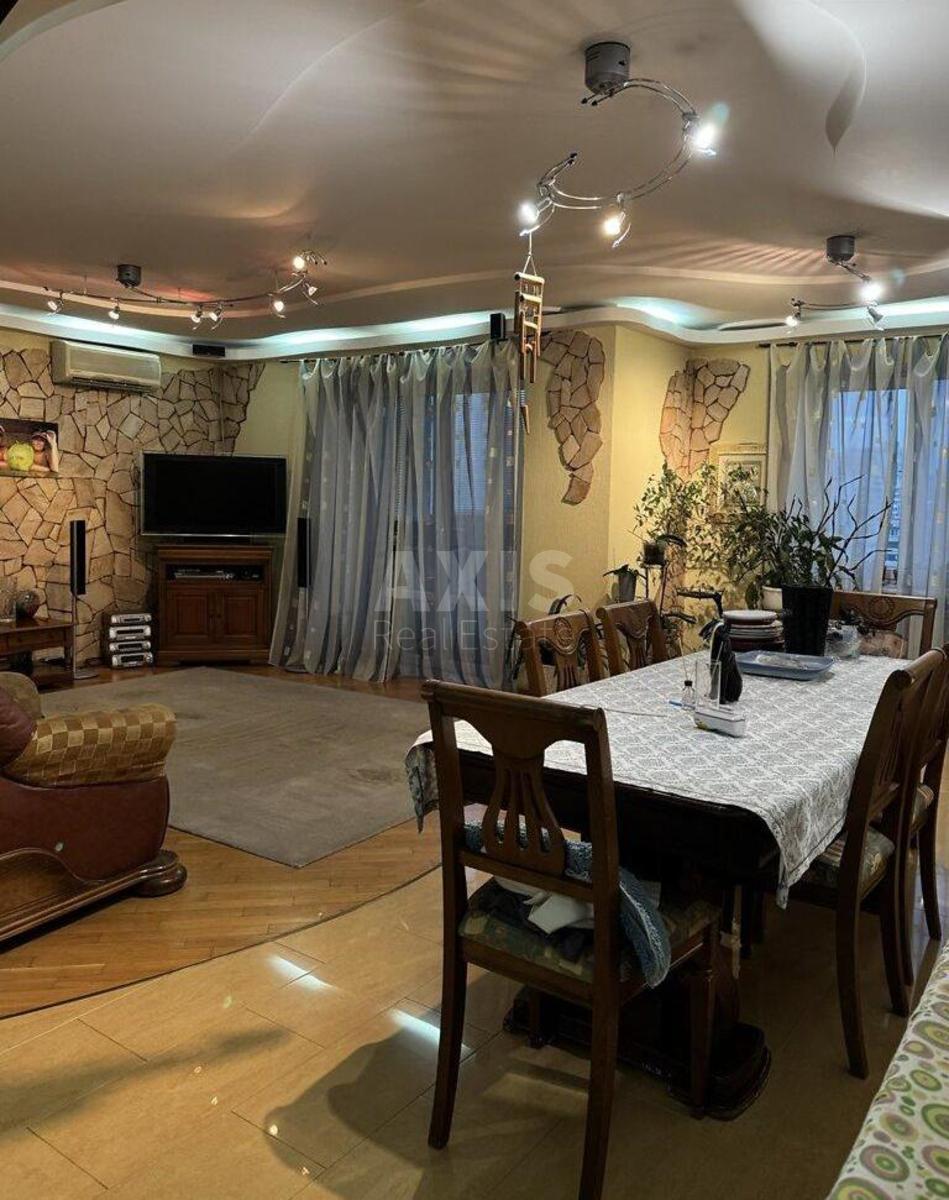 4k apartment pr-t Bazhana Mykoly 26452260