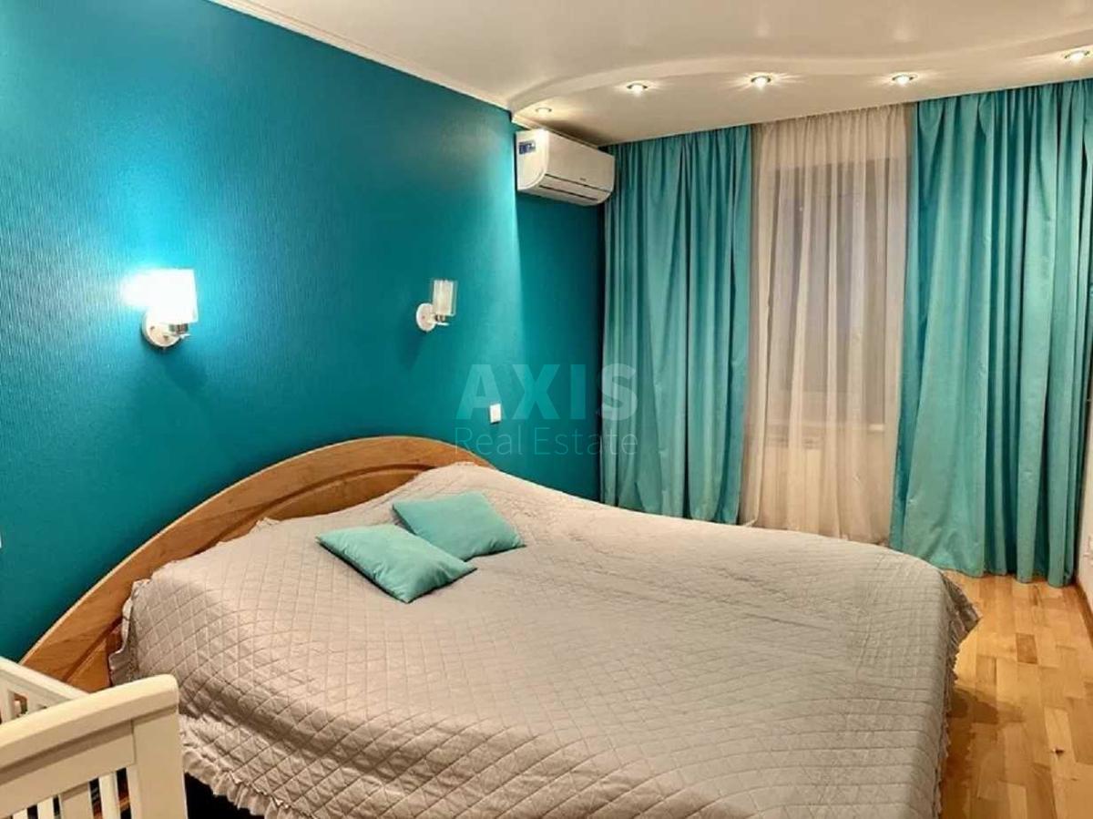4k apartment vul. Kytai'vs'ka 14/16452706