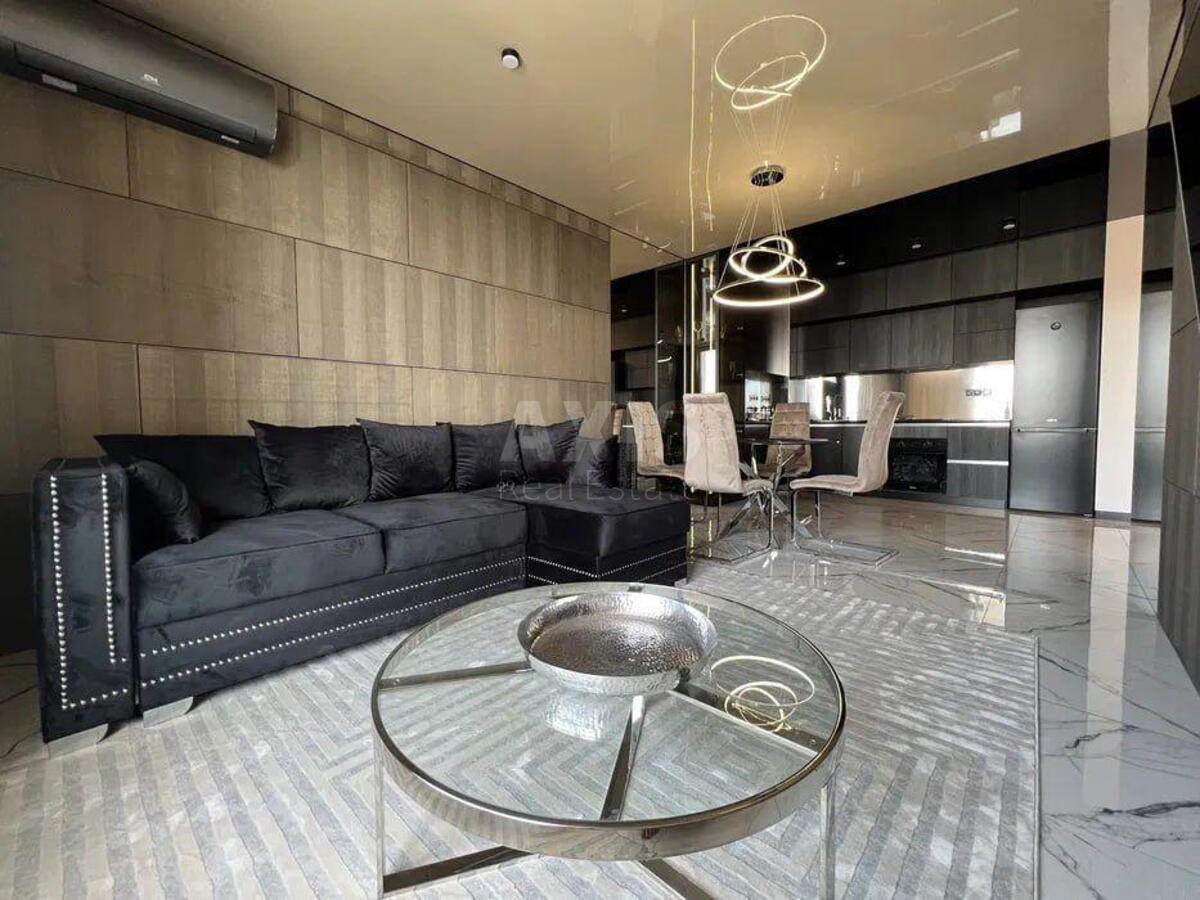 2k apartment vul. Zvirynec'ka 70