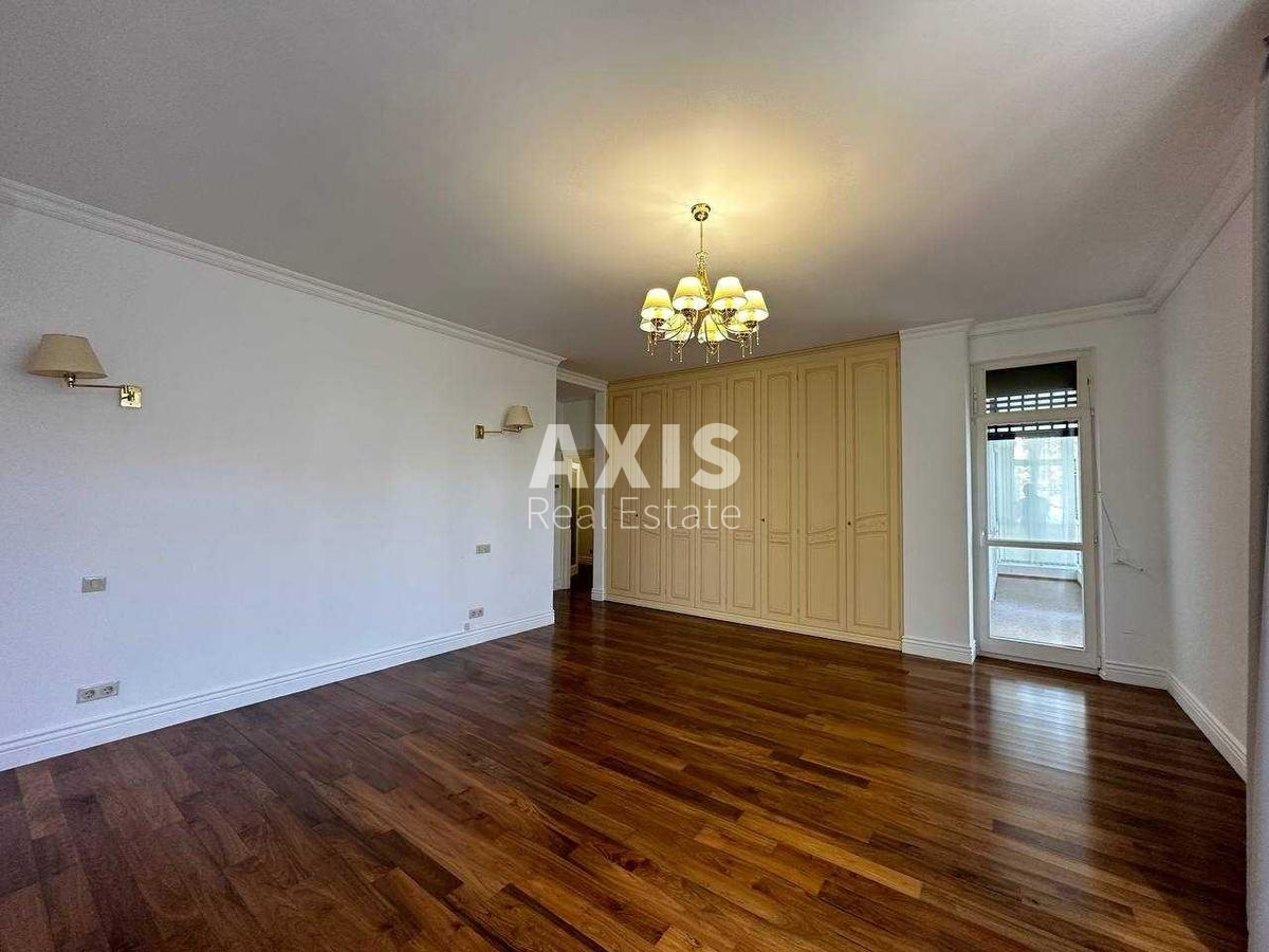 4k apartment vul. Bul'varno-Kudrjavs'ka 362