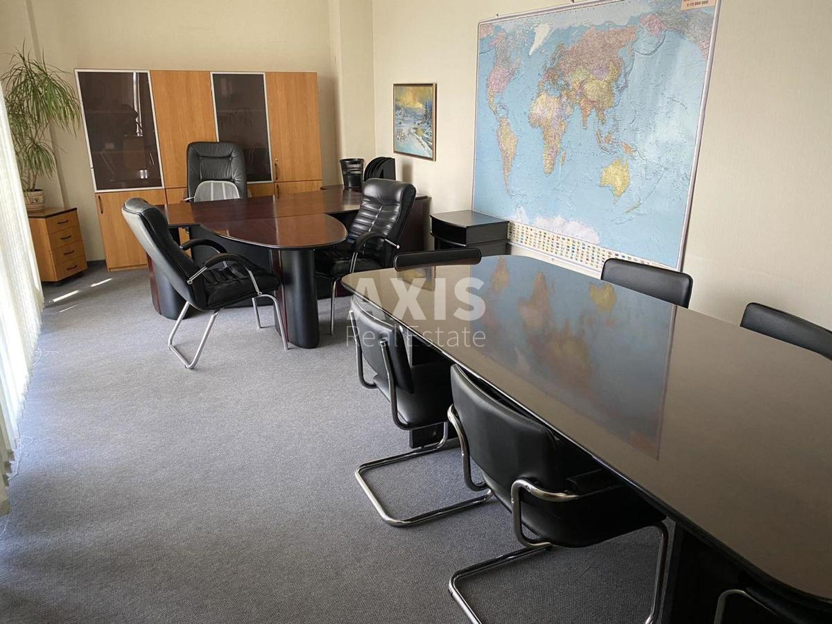 Office vul. Kyrylivs'ka 160, 517m20