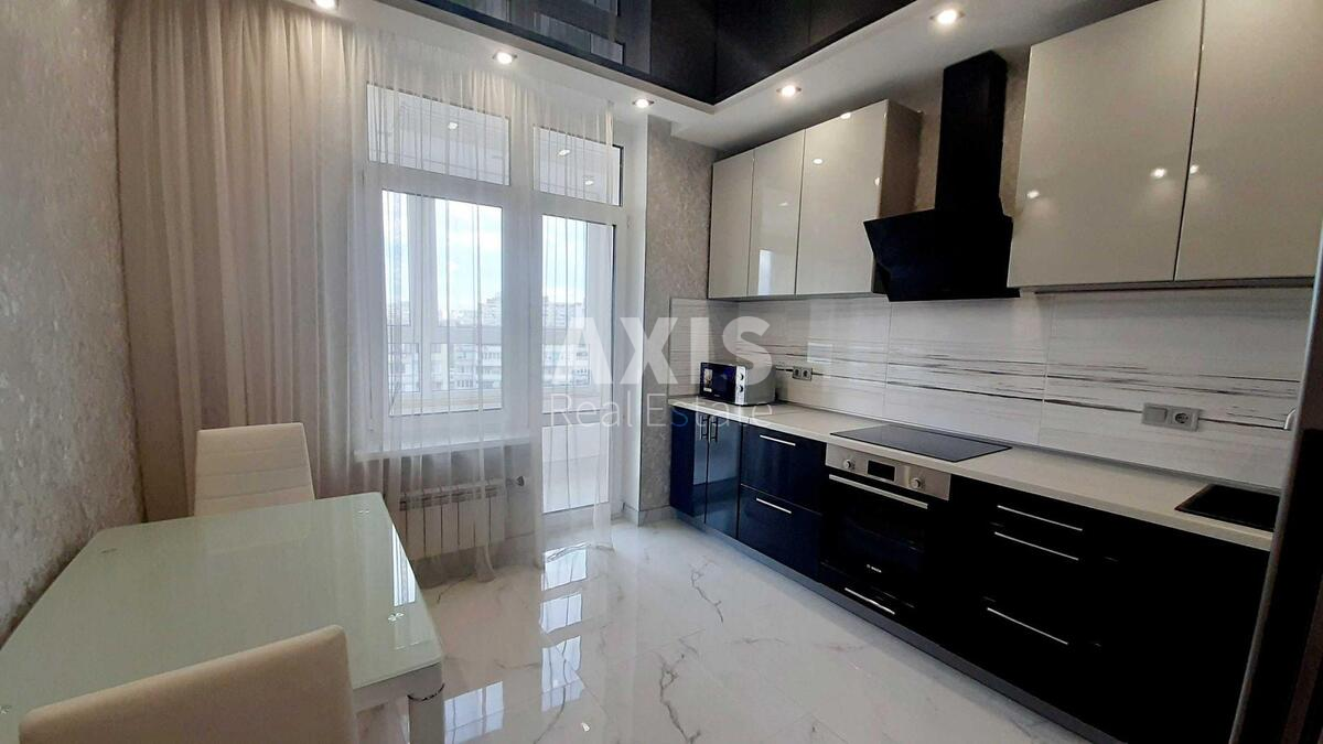 1k apartment vul. Ahmatovoi' Anny 22