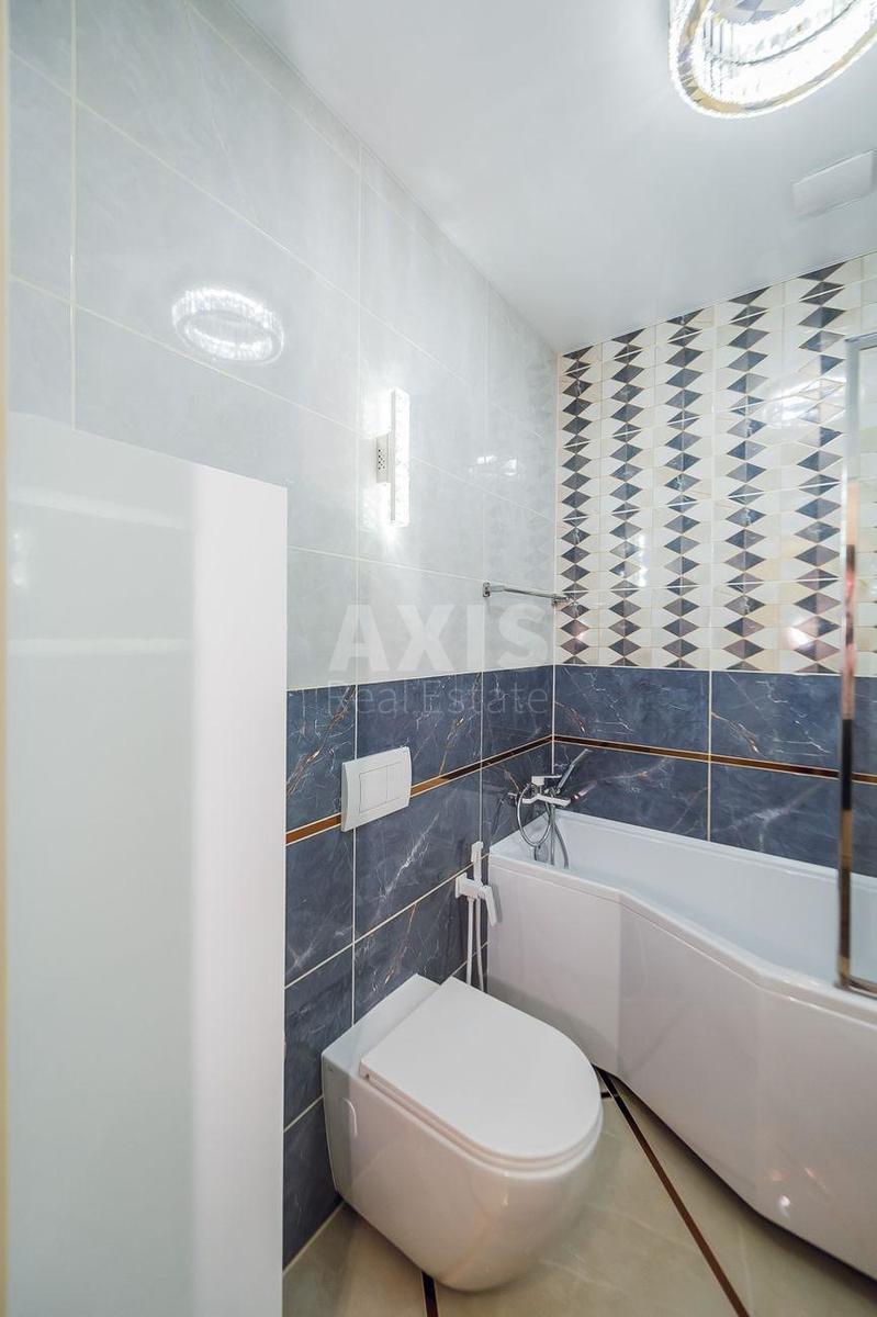 1k apartment vul. Saljutna 2Б5