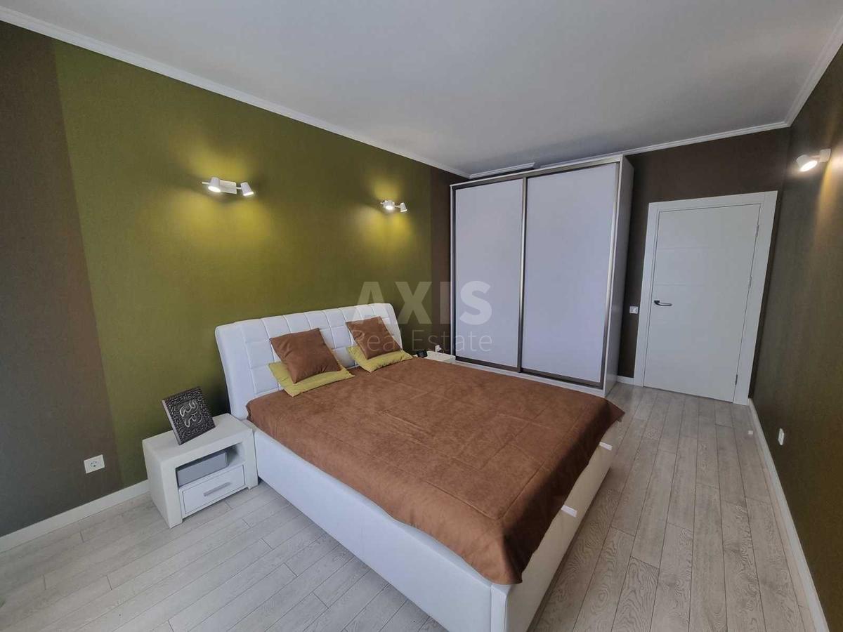 2k apartment vul. Solom'jans'ka 20А6