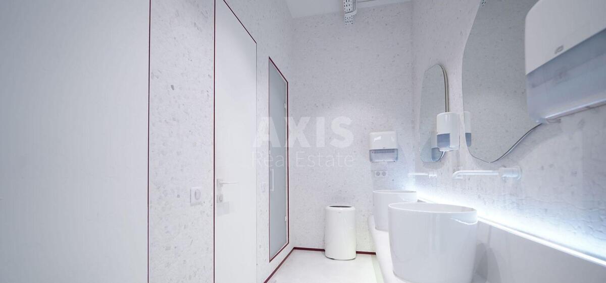 Office uzv. Klovs'kyj 7, 248m26