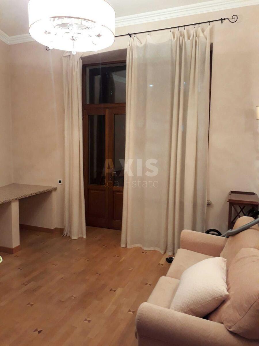 3к квартира спуск Андреевский 2В611782