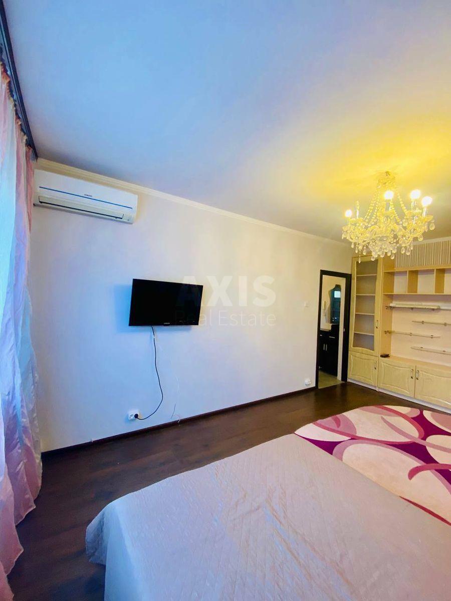 1k apartment vul. Kiprianova Akademika 41