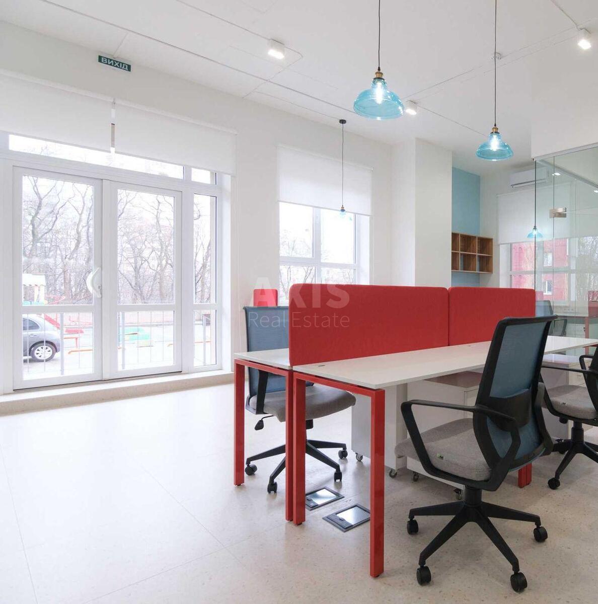 Office vul. Brajchevs'kogo Myhajla 22, 205m2