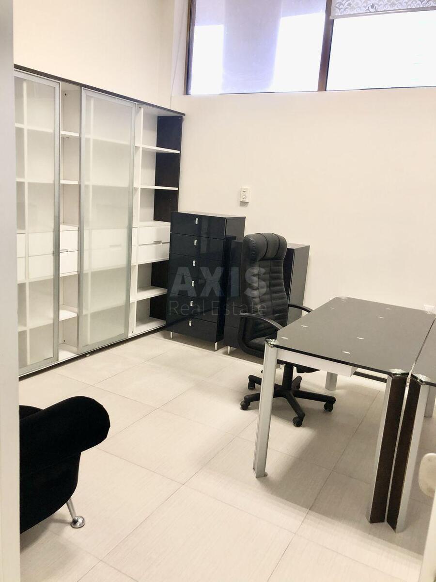 Офис ул. Жилянская 59, 100м25812211