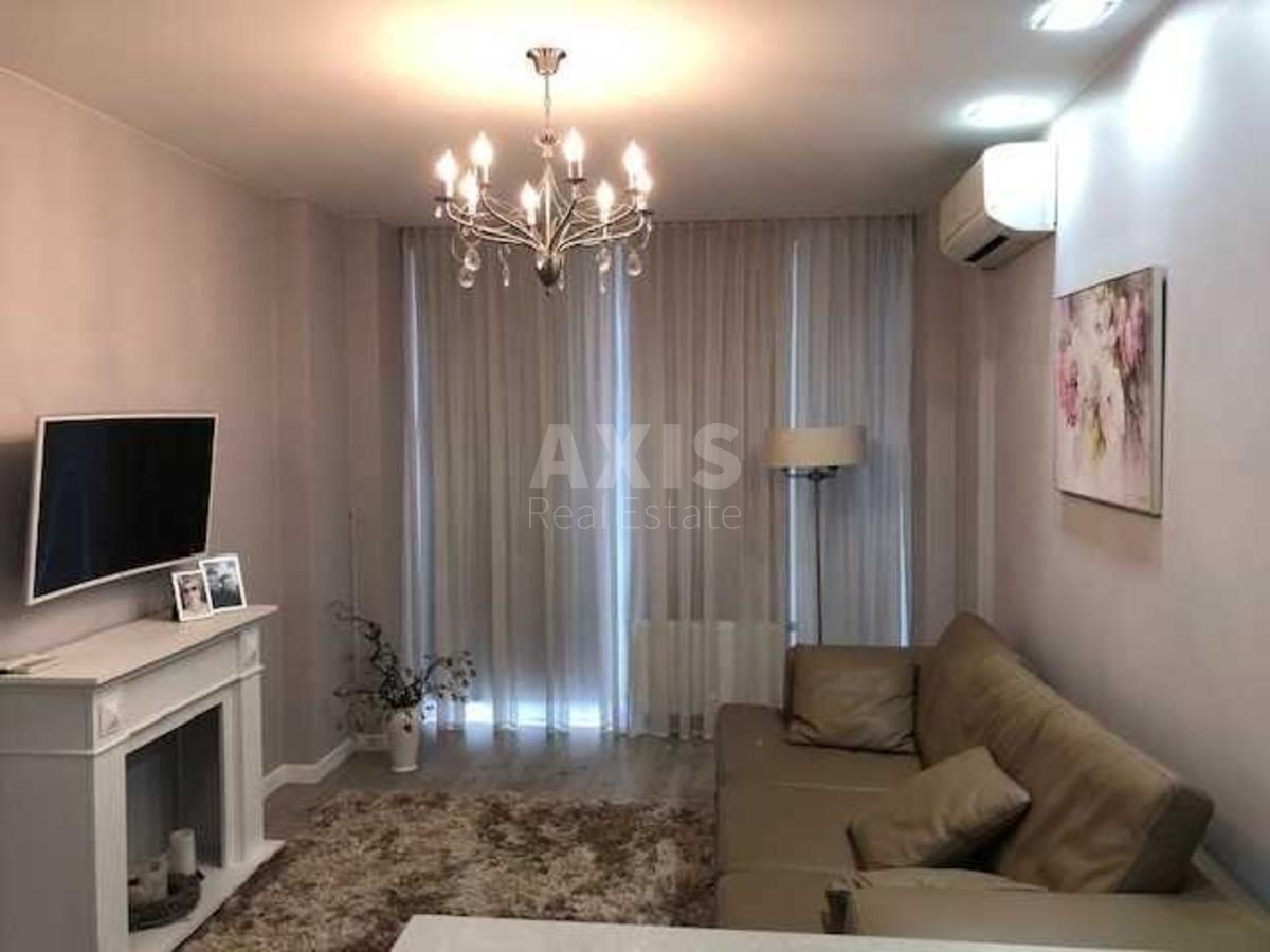 2k apartment vul. Voskresens'ka 2А