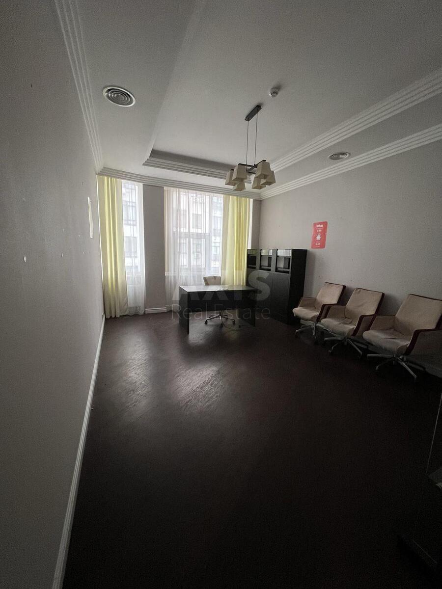 Офис ул. Евгения Коновальца 44Б, 245м25722711