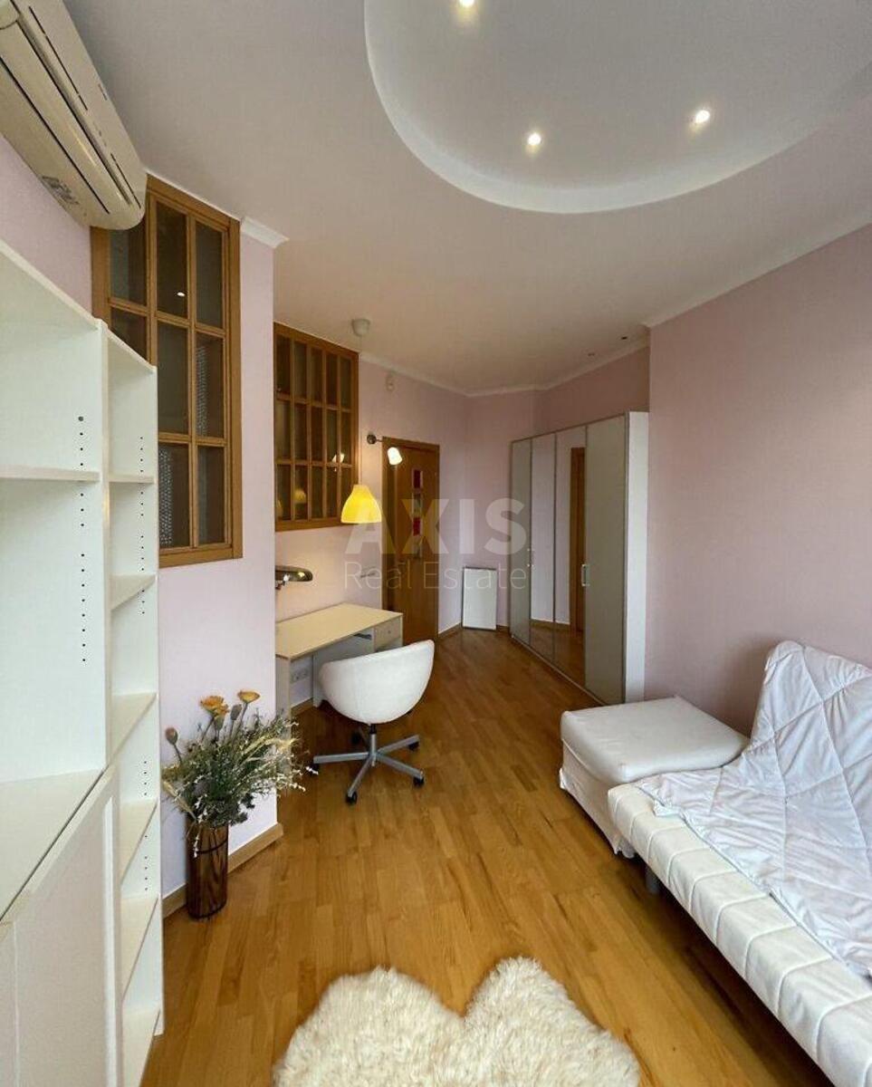 2k apartment vul. Jevgena Konoval'cja 32Г4
