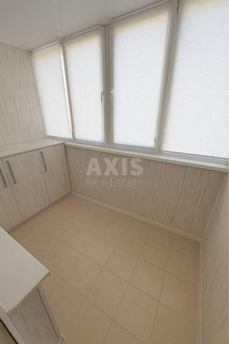 3k apartment vul. Urlivs'ka 36619728