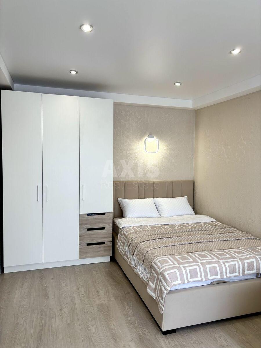 1k apartment vul. Tymoshenka Marshala 26