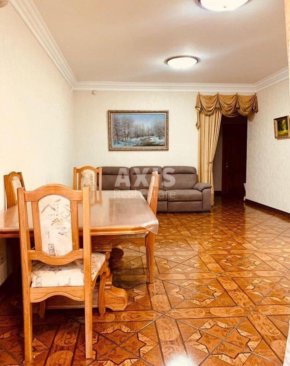 2k apartment vul. Pervomajs'kogo Leonida 9А1