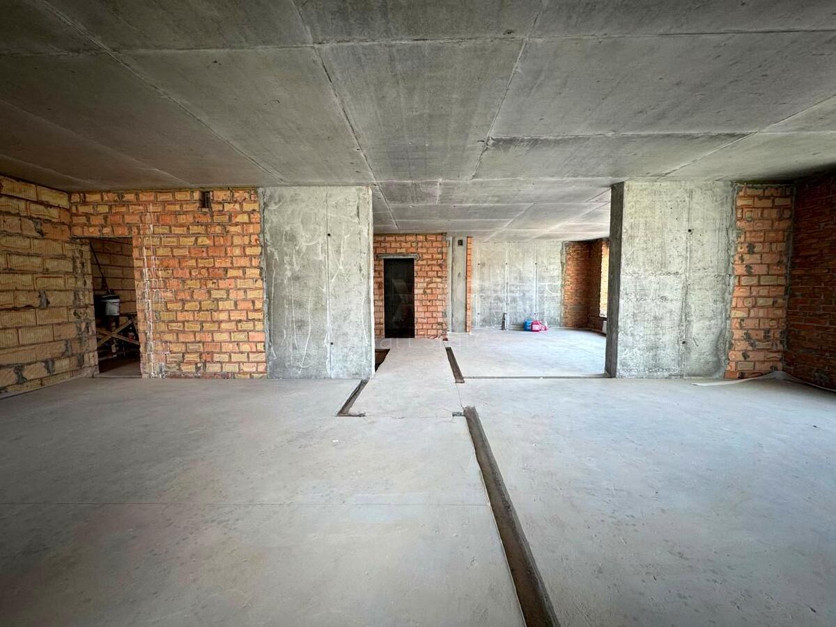 4к квартира ул. Антоновича 109622511