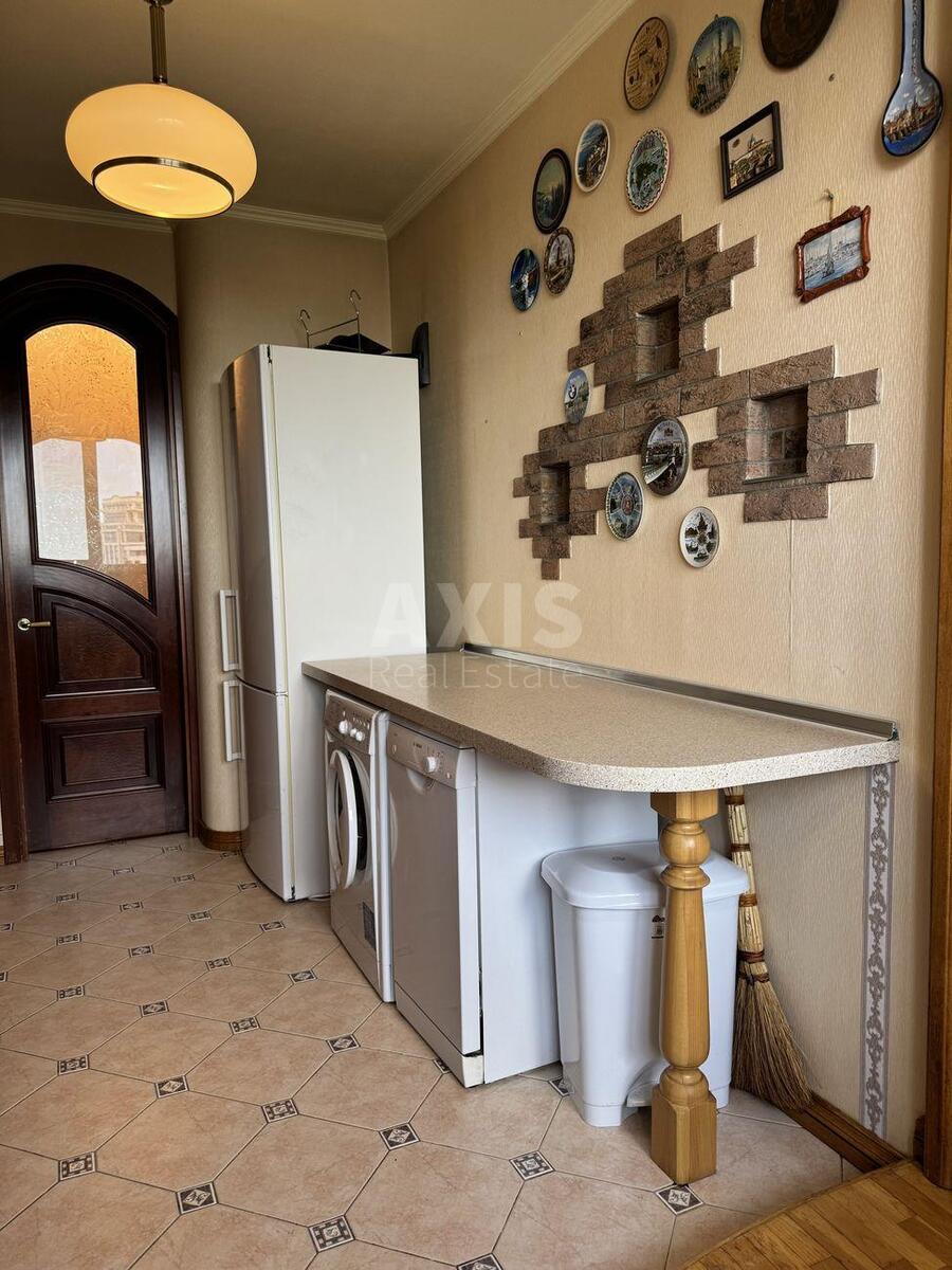 3k apartment vul. Suvorova 110
