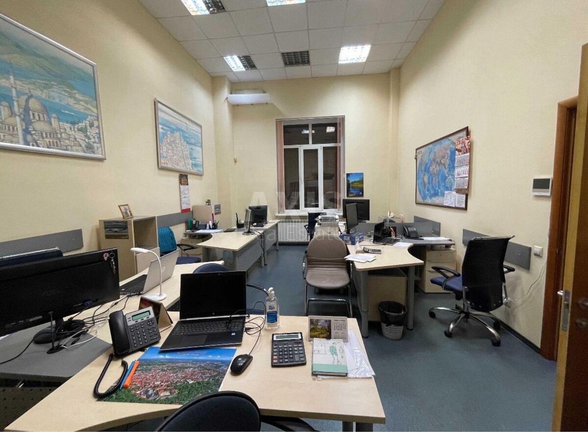 Office vul. Volos'ka 50/38, 131m21