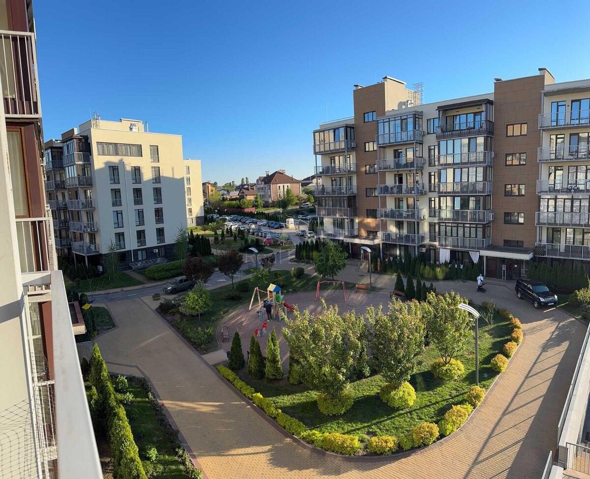 2k apartment vul. Kavaleridze Ivana 74