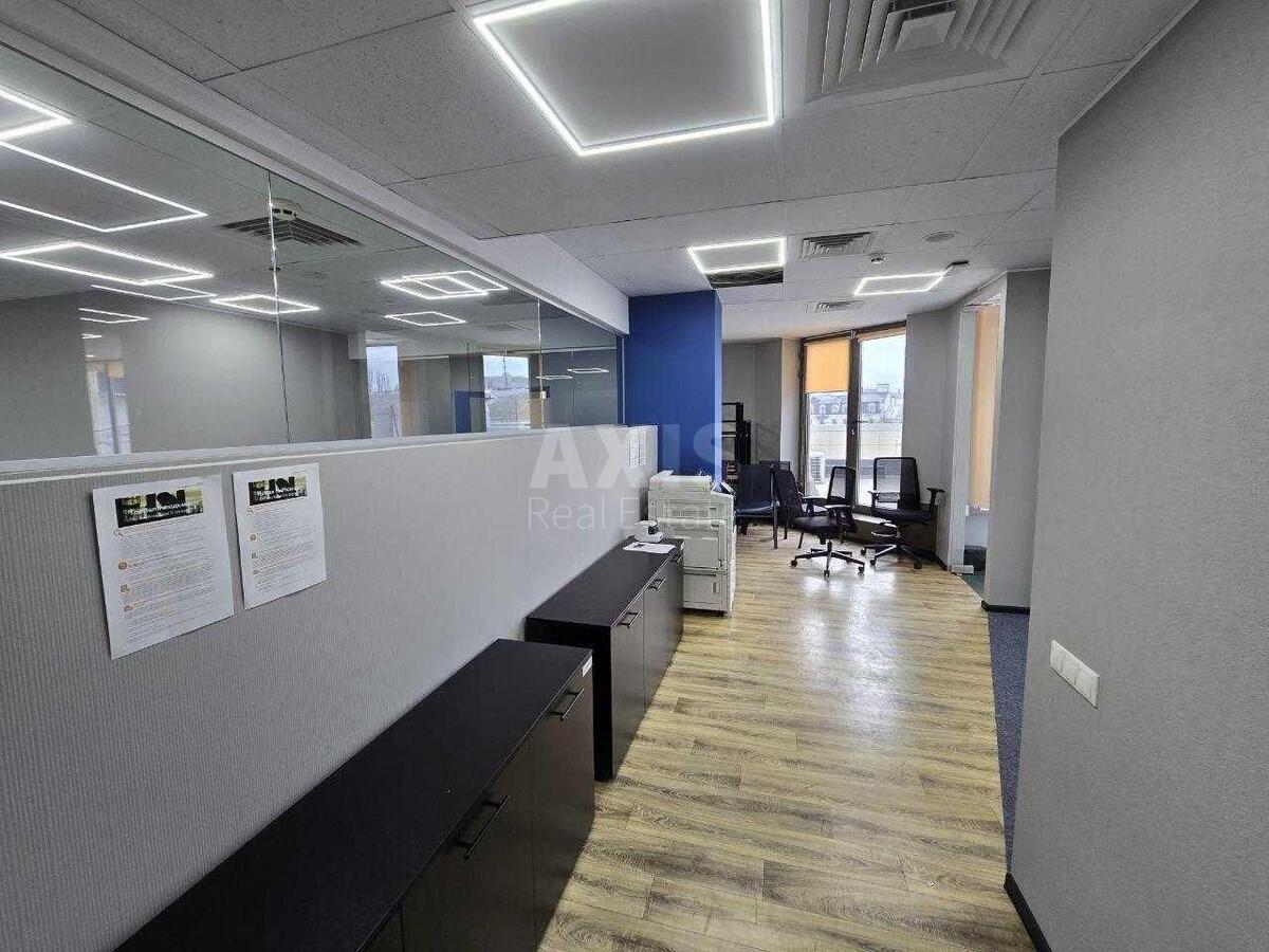 Office vul. Velyka Zhytomyrs'ka 20, 643m20