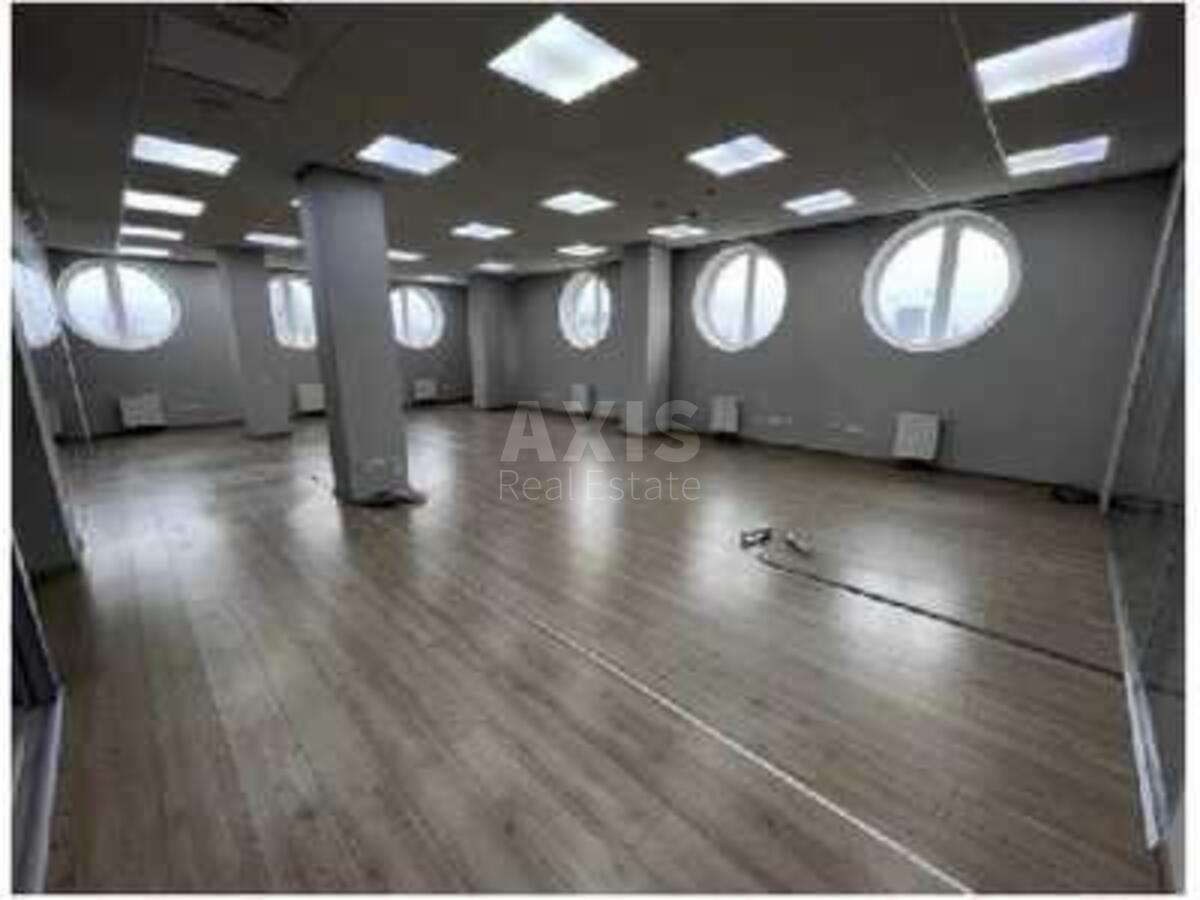 Office vul. Illins'ka 8, 2000m2588642