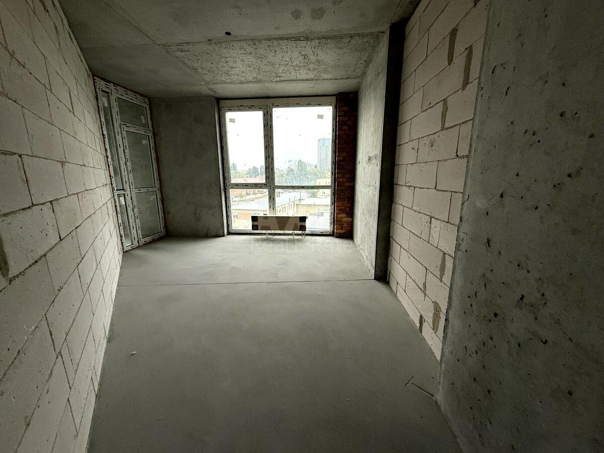 2k apartment vul. Prychal'na 8631477