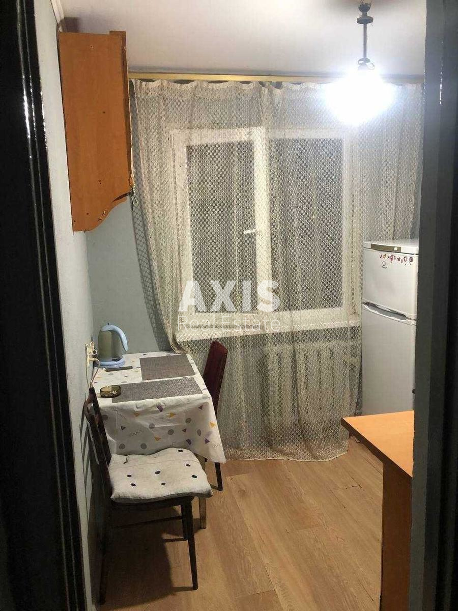 2k apartment vul. Tupoljeva Akademika 15В4