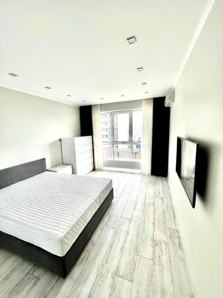 1k apartment vul. Lypkivs'kogo Vasylja Mytropolyta 16Б632781