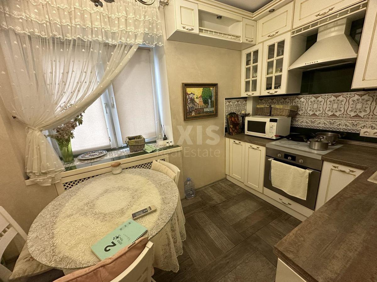 2k apartment vul. Sadovs'kogo Mykoly 123