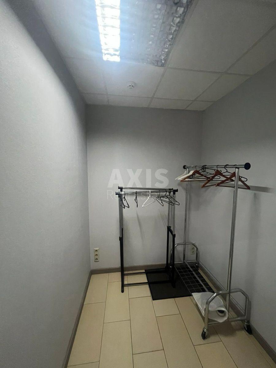 Office vul. Velyka Vasyl'kivs'ka 72, 198m23