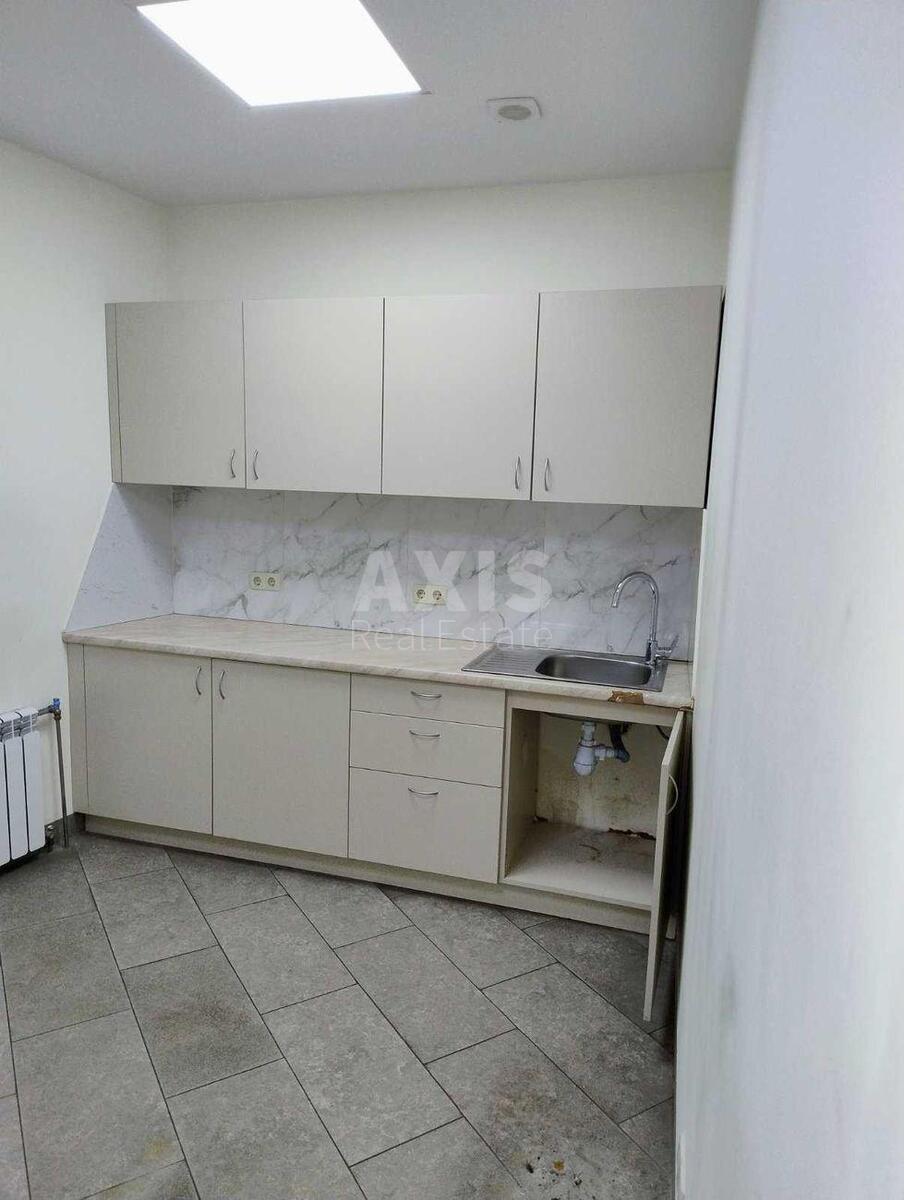 Office vul. Shhekavyc'ka 53, 150m28
