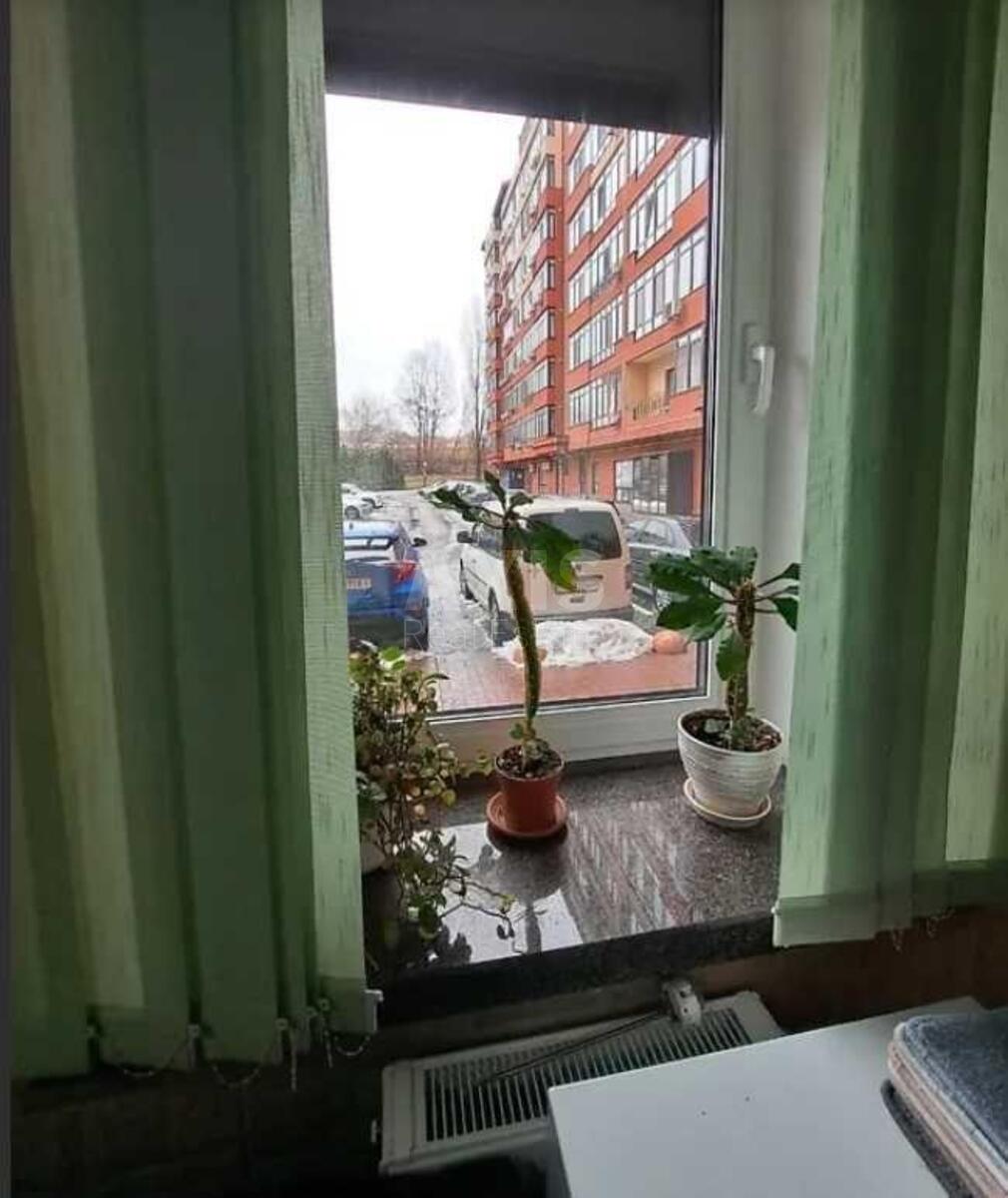 Офис ул. Академика Ефремова 8А, 32м2602555