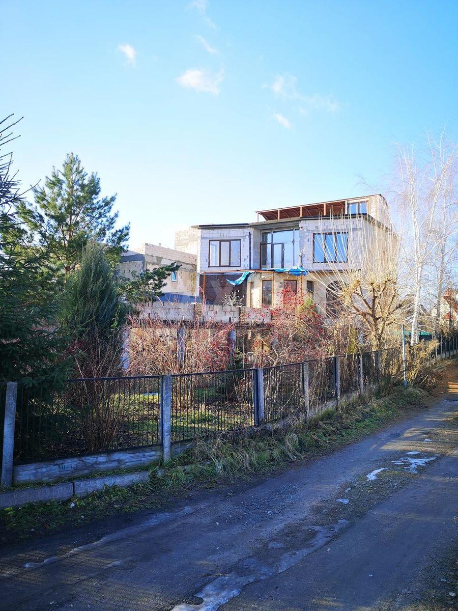 Дoм ул. Богатырская, 120м2, город Киев0