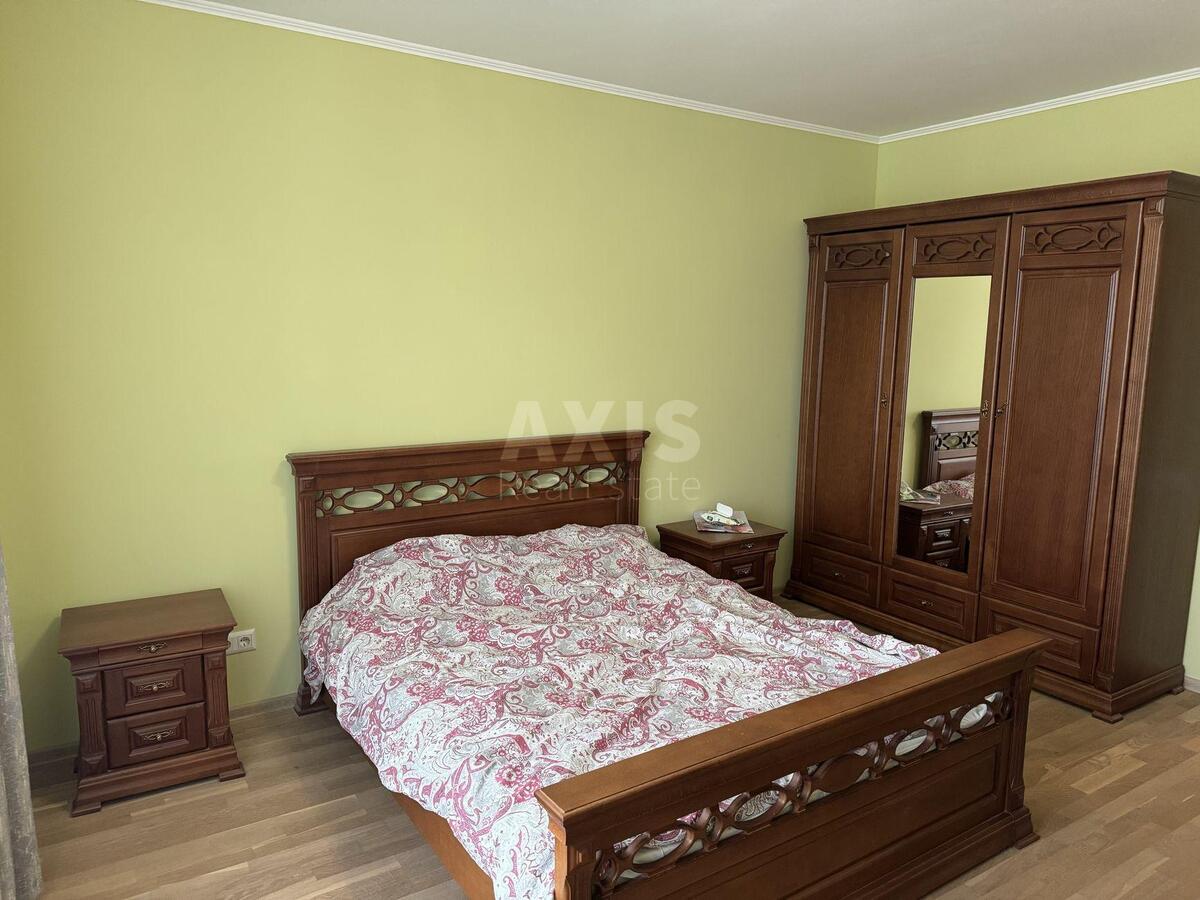 1k apartment vul. Lypkivs'kogo Vasylja Mytropolyta 37В2