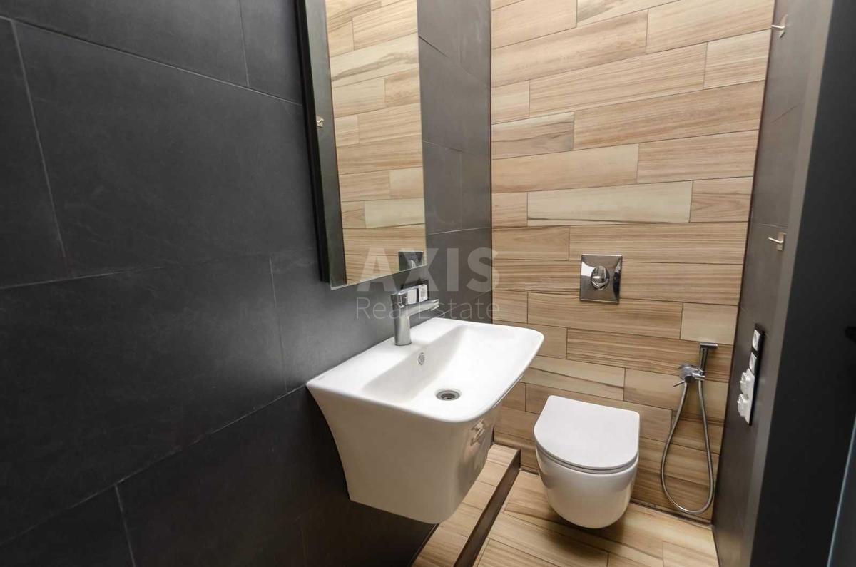 3k apartment vul. Baggovutivs'ka 1А1
