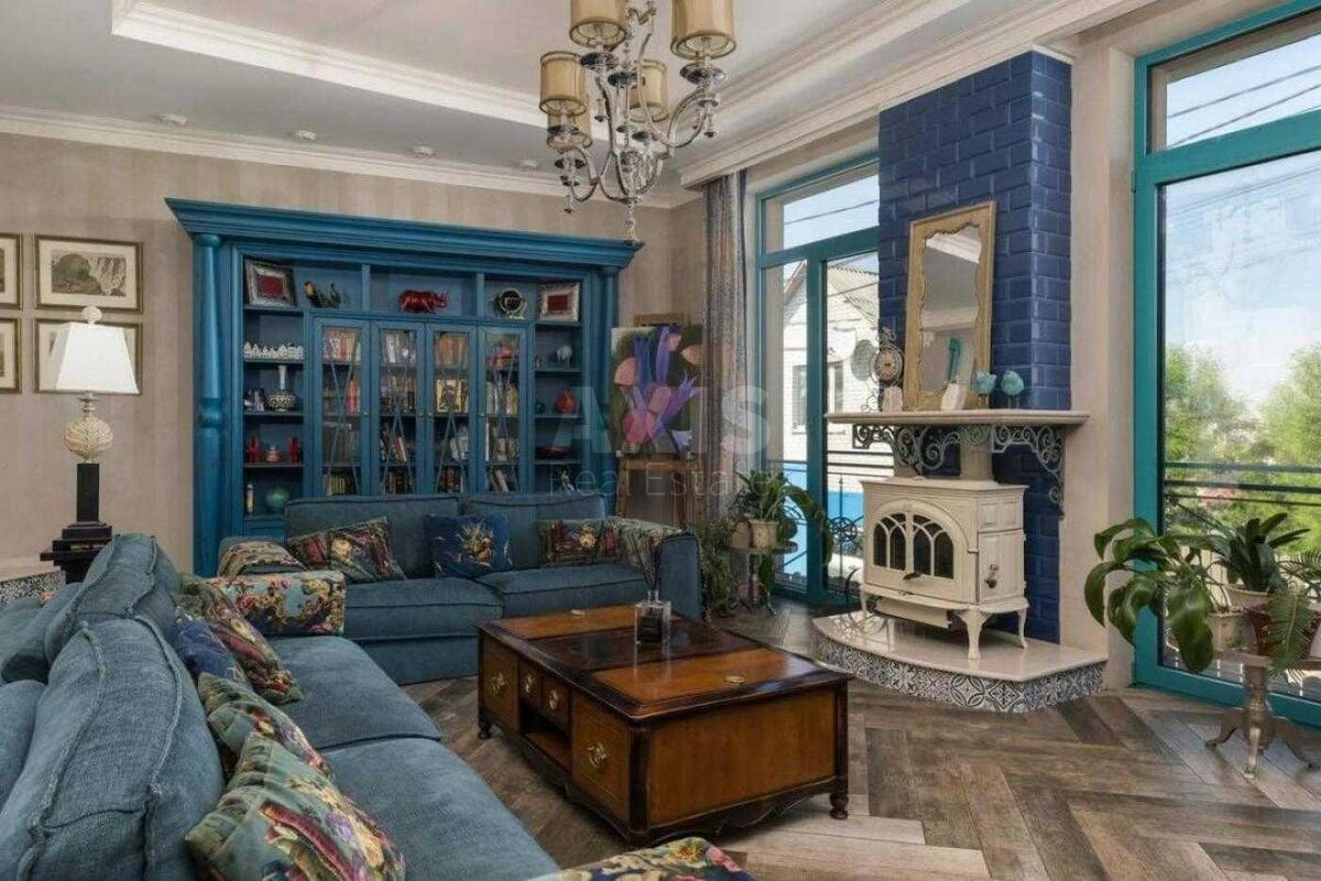 House vul. Lokomotyvna, 340m2, Kyiv city640221