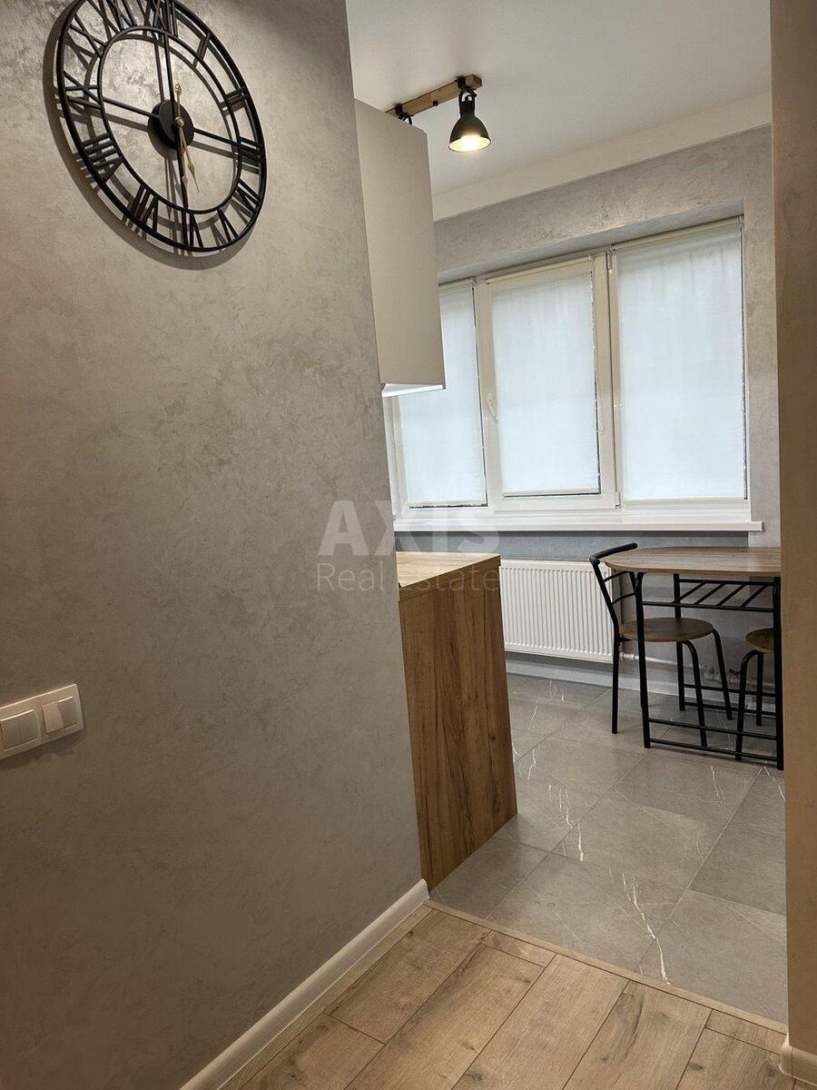 1k apartment vul. Proviants'ka 17601350