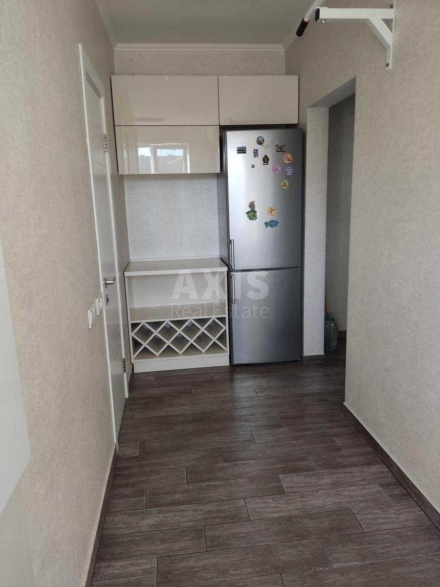 2к квартира ул. Большая Китаевская 105