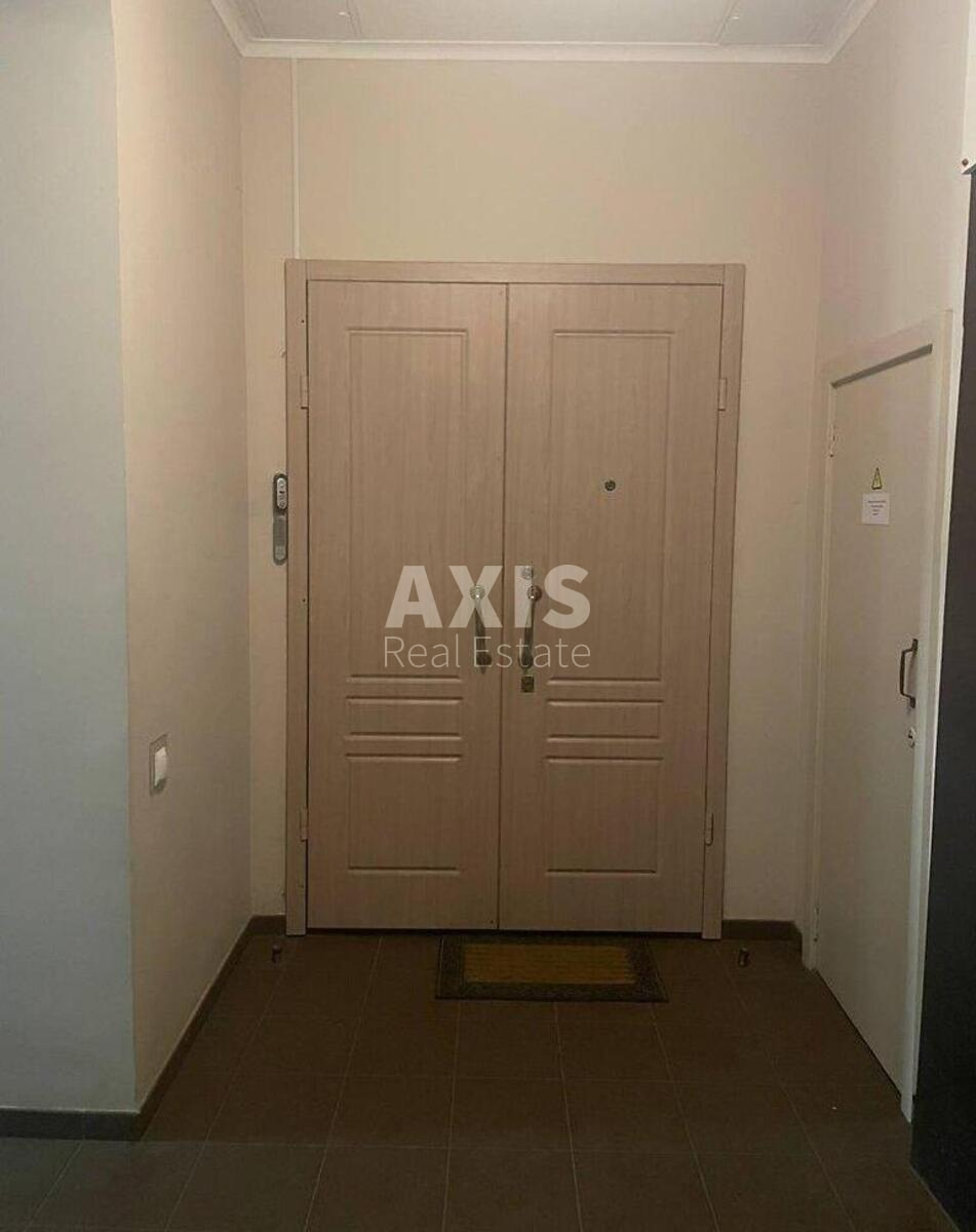 4k apartment uzv. Krutyj 5612656