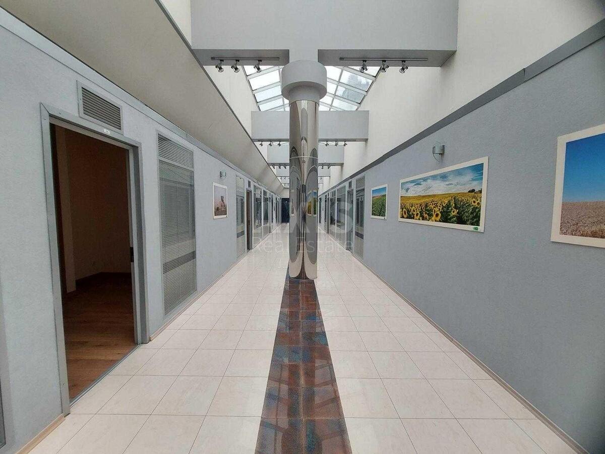 Office vul. Horyva 55Б, 850m2568987