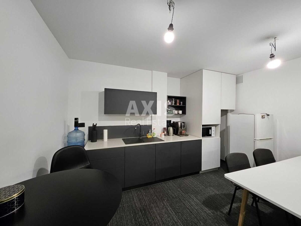 Office shose Harkivs'ke 19, 139m2599331