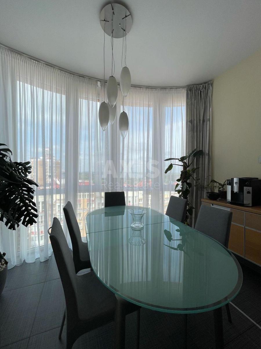 4k apartment pr-t Geroi'v Stalingrada 60