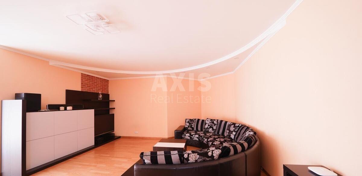 Office vul. Velyka Vasyl'kivs'ka 72, 190m24