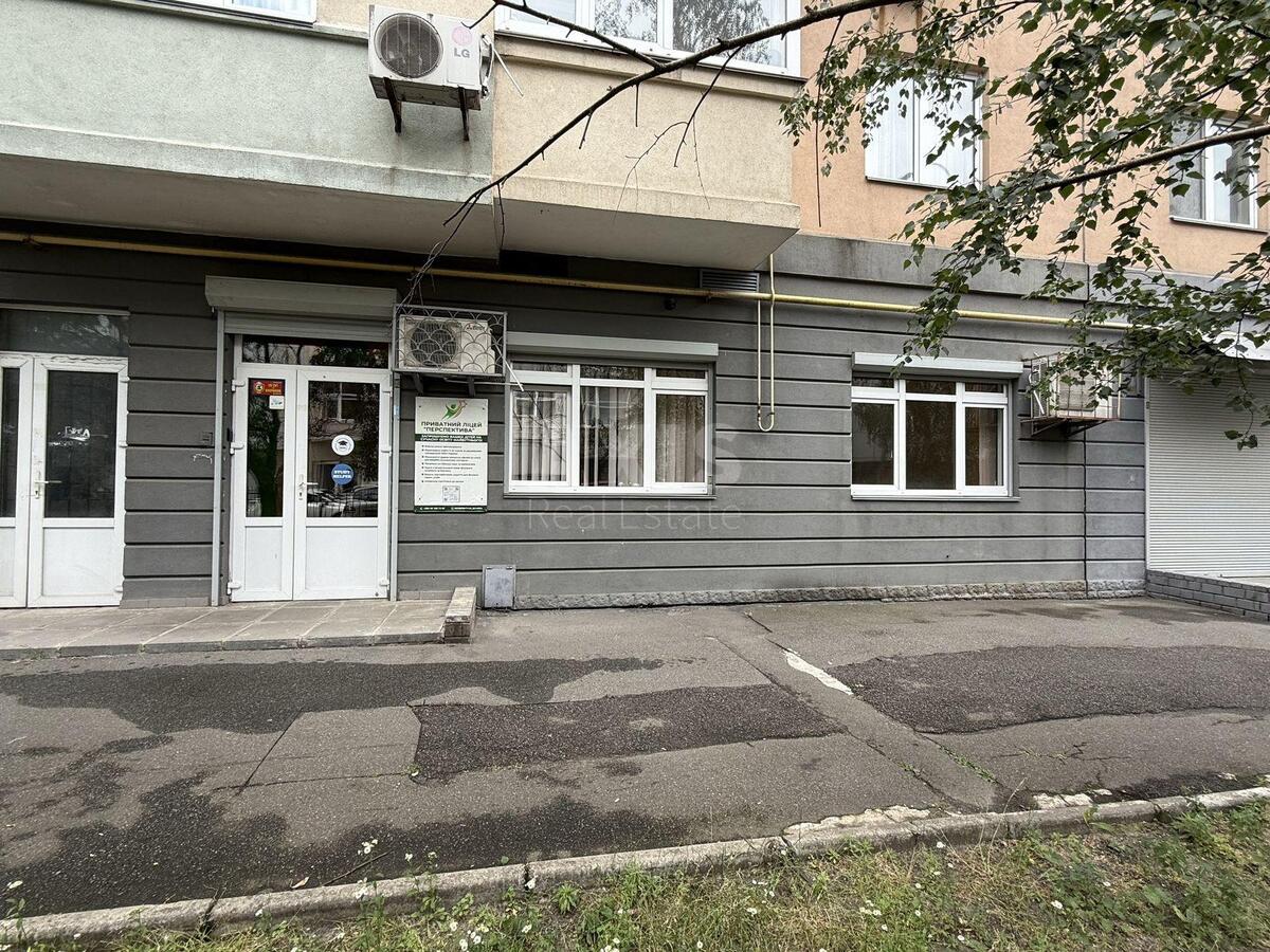 Офис пр-т Соборности 30А, 102м2