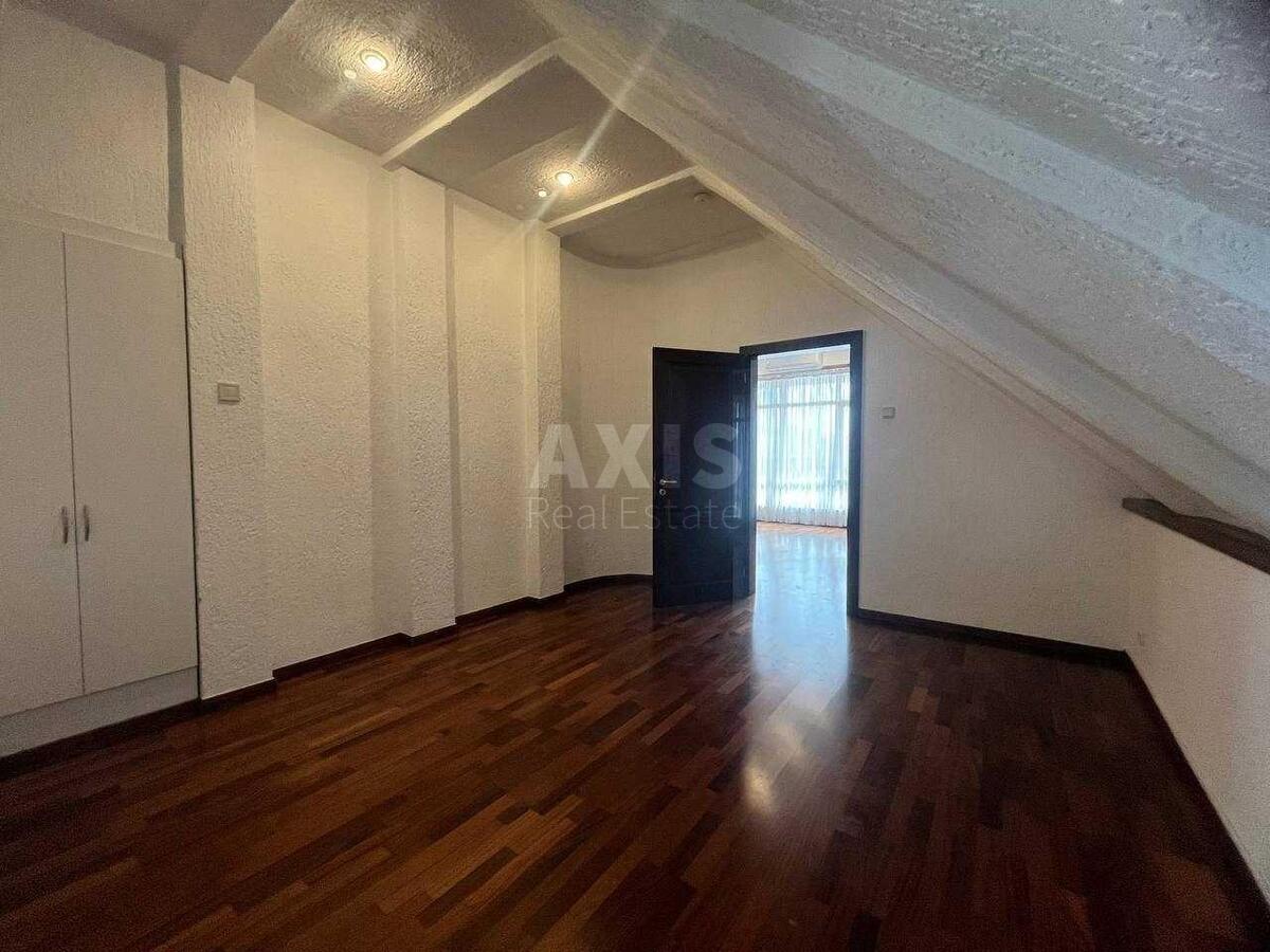 House vul. Chernjahovs'kogo, 264m2, Kyiv city3