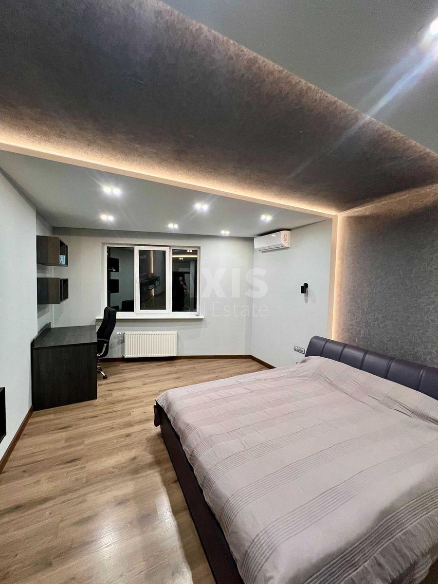 2k apartment pr-t Obolons'kyj 17