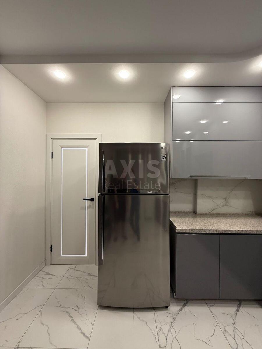 1k apartment vul. Dragomanova 2А1