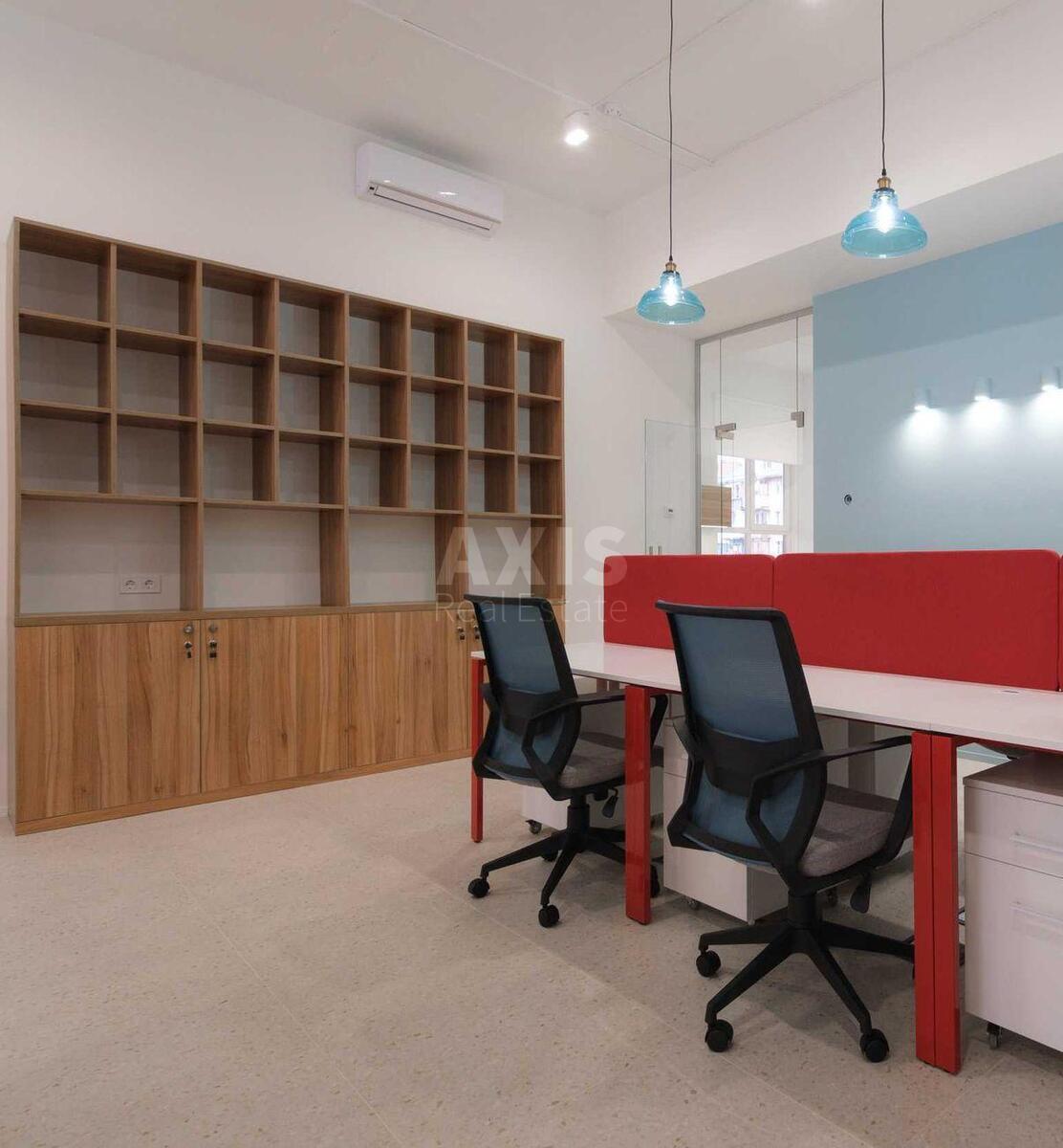 Office vul. Garmatna 37А, 120m20