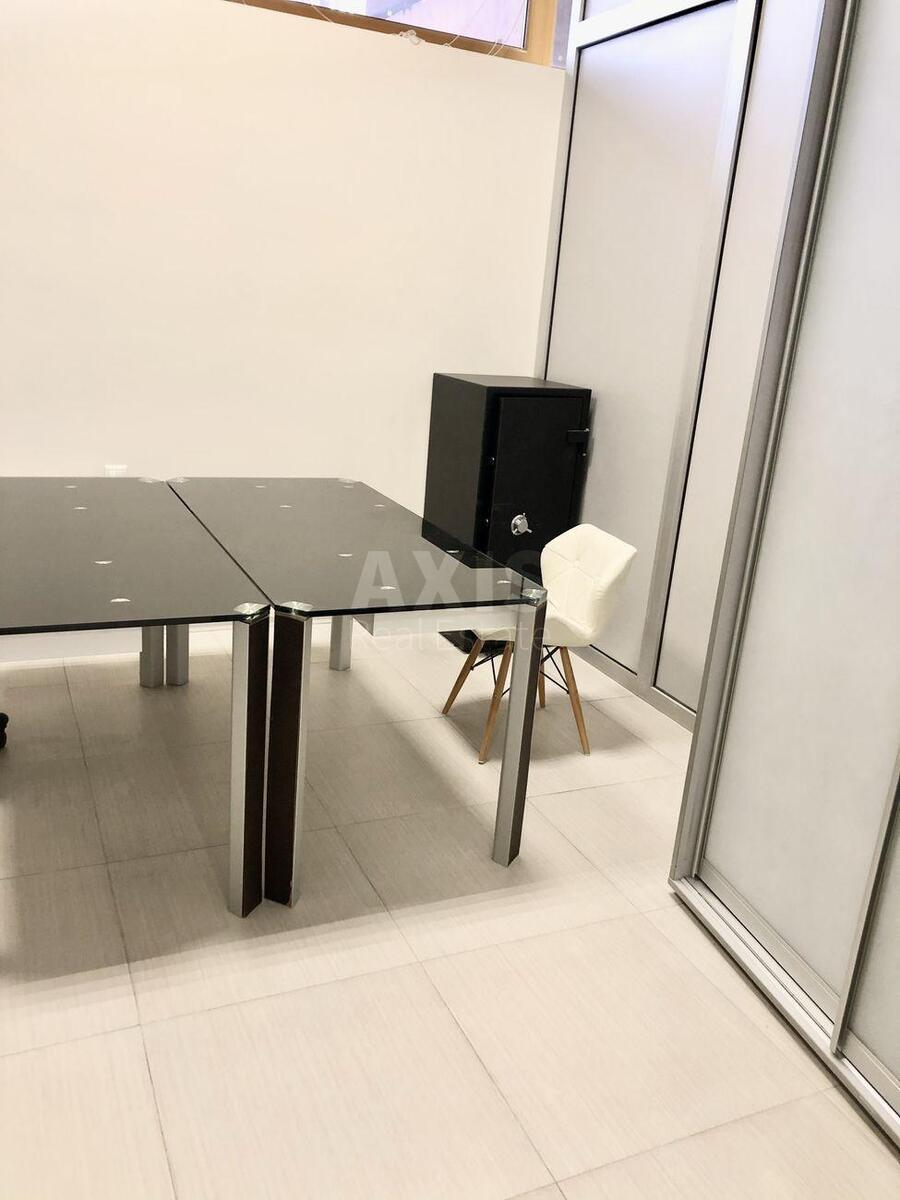 Office vul. Zhyljans'ka 59, 100m25812212